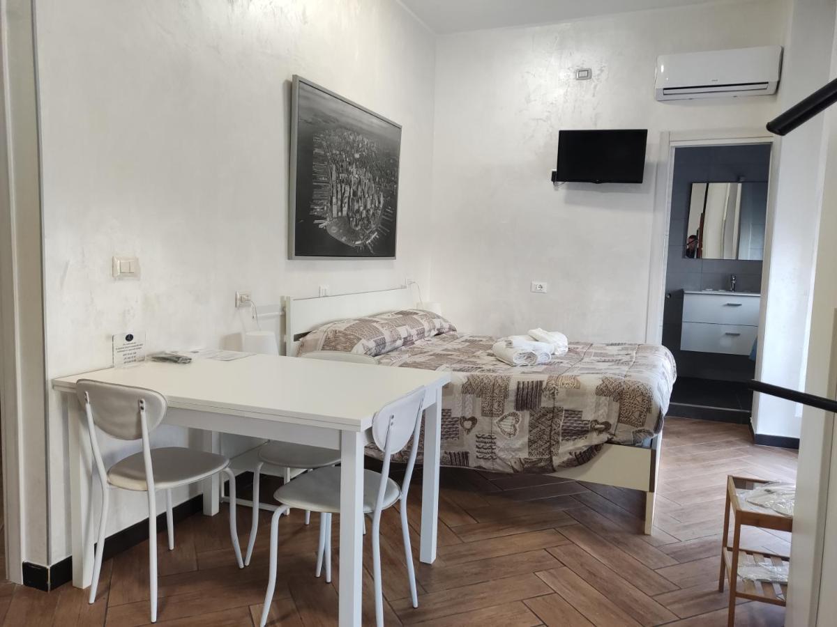 Cuscino E Cornetto Bed and Breakfast Σαλέρνο Εξωτερικό φωτογραφία