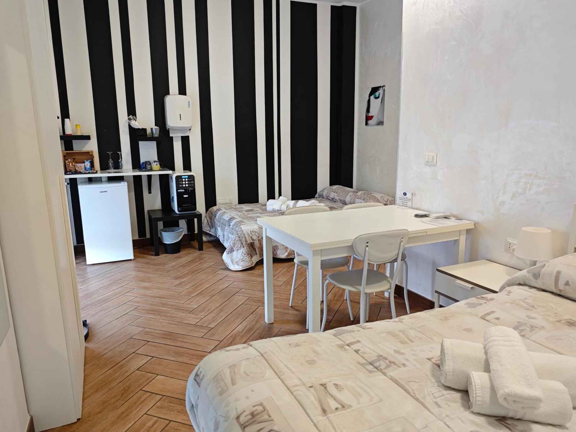 Cuscino E Cornetto Bed and Breakfast Σαλέρνο Εξωτερικό φωτογραφία