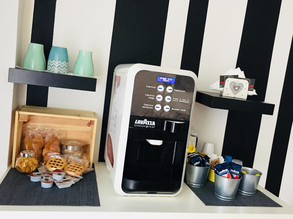 Cuscino E Cornetto Bed and Breakfast Σαλέρνο Εξωτερικό φωτογραφία